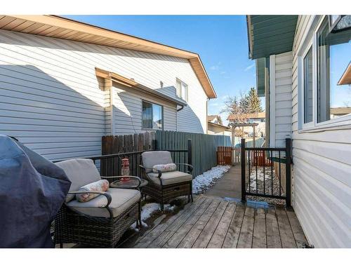 16 Cedardale Rise Sw, Calgary, AB - Outdoor With Deck Patio Veranda With Exterior