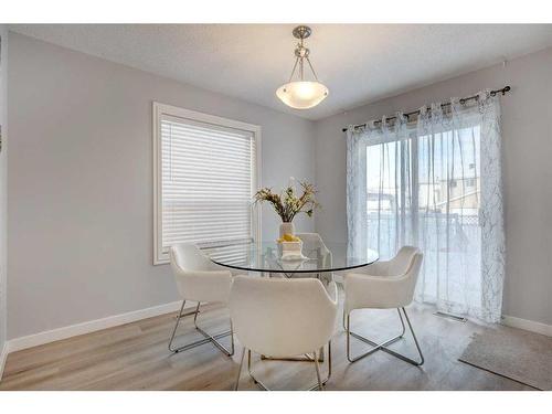 80 Chaparral Ridge Circle Se, Calgary, AB - Indoor Photo Showing Dining Room