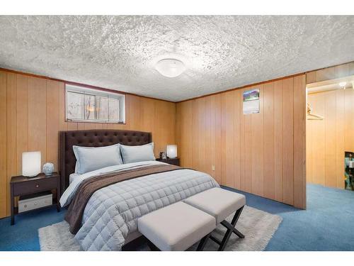 2232 1 Avenue Nw, Calgary, AB - Indoor Photo Showing Bedroom