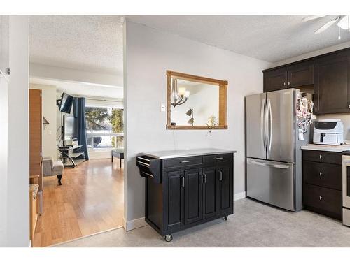 92 Abergale Way Ne, Calgary, AB - Indoor Photo Showing Kitchen