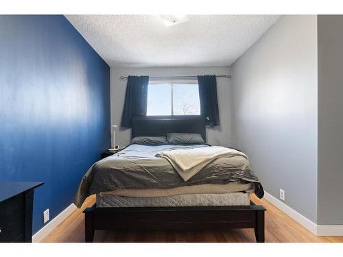 92 Abergale Way Ne, Calgary, AB - Indoor Photo Showing Bedroom