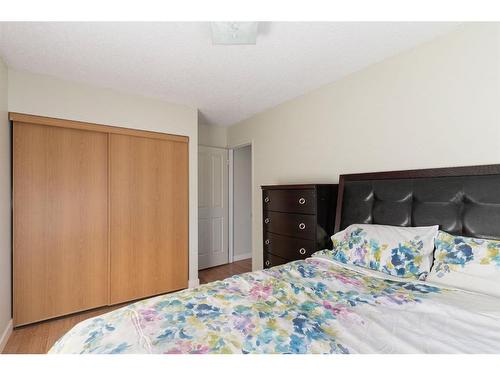 92 Abergale Way Ne, Calgary, AB - Indoor Photo Showing Bedroom