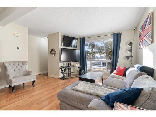 92 Abergale Way Ne, Calgary, AB - Indoor Photo Showing Living Room