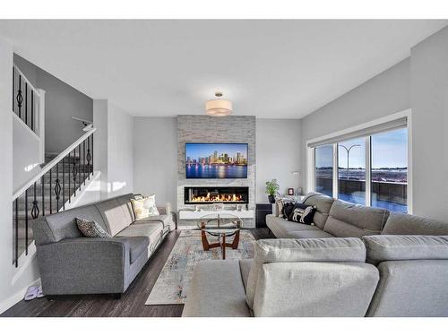 17 Cornerstone Parade Ne, Calgary, AB - Indoor Photo Showing Living Room