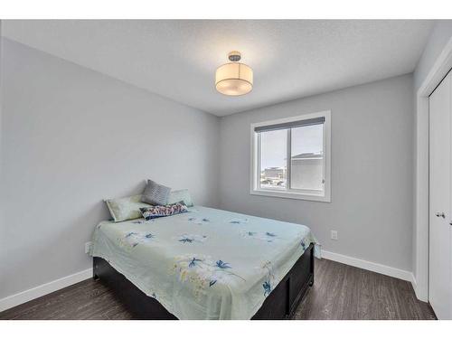 17 Cornerstone Parade Ne, Calgary, AB - Indoor Photo Showing Bedroom