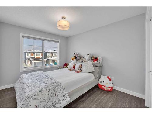 17 Cornerstone Parade Ne, Calgary, AB - Indoor Photo Showing Bedroom