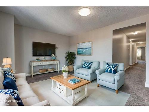 178 Chaparral Valley Way Se, Calgary, AB - Indoor Photo Showing Living Room