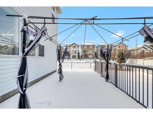 94 Everridge Court Sw, Calgary, AB - Outdoor With Exterior