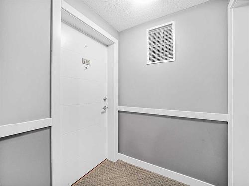 314-20 Sage Hill Terrace Nw, Calgary, AB - Indoor Photo Showing Other Room