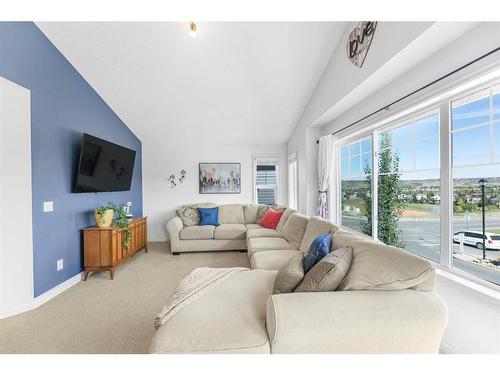 7 Jumping Pound Terrace, Cochrane, AB - Indoor Photo Showing Living Room