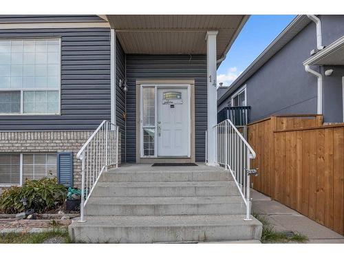 14 Saddlemont Manor Ne, Calgary, AB - Outdoor