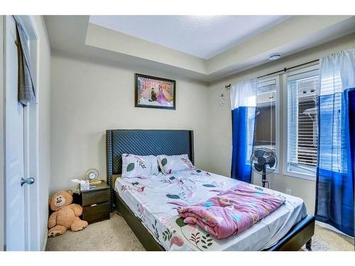 713 Auburn Bay Square Se, Calgary, AB - Indoor Photo Showing Bedroom