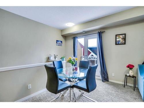 713 Auburn Bay Square Se, Calgary, AB - Indoor Photo Showing Dining Room