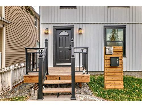 2210 15A Street Se, Calgary, AB - Outdoor