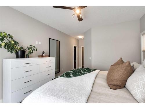 702 Fairways Drive, Vulcan, AB - Indoor Photo Showing Bedroom