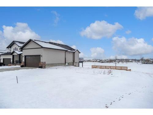 702 Fairways Drive, Vulcan, AB - Outdoor