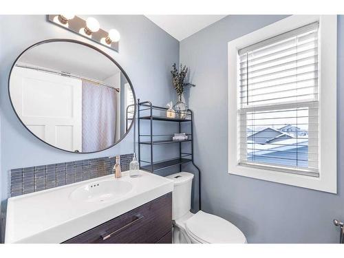 215 West Creek Close, Chestermere, AB - Indoor Photo Showing Bathroom