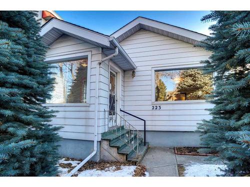 223 12 Avenue Ne, Calgary, AB - Outdoor