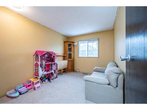 456 Cannington Close Sw, Calgary, AB - Indoor