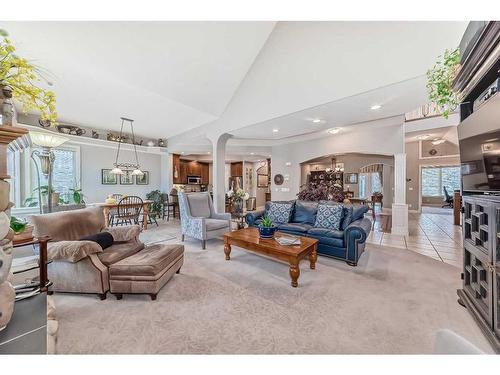 12 Majestic Gate, Rural Rocky View County, AB - Indoor Photo Showing Living Room