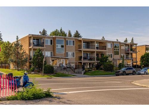 35-4915 8 Street Sw, Calgary, AB - Outdoor With Balcony With Facade