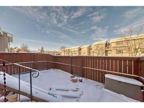 5-4360 58 Street Ne, Calgary, AB - Outdoor