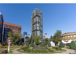 1708-310 12 Avenue SW Calgary, AB T2R 1B5