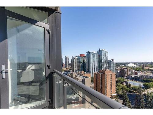 1708-310 12 Avenue Sw, Calgary, AB - Outdoor With Balcony With View