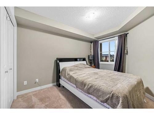 2417-81 Legacy Boulevard Se, Calgary, AB - Indoor Photo Showing Bedroom