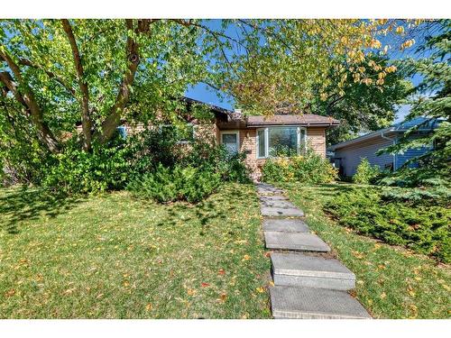 3420 Button Road Nw, Calgary, AB - Outdoor