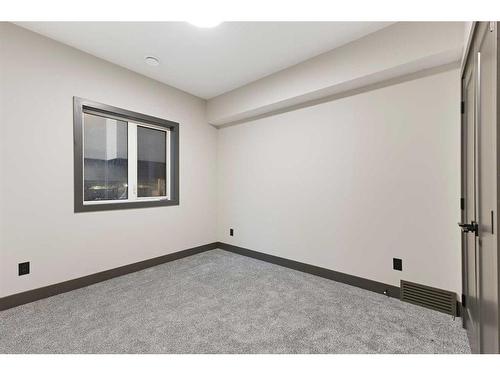 1514 22 Avenue Sw, Calgary, AB - Indoor Photo Showing Other Room