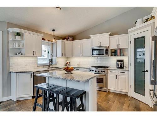 940 Woodside Lane Nw, Airdrie, AB - Indoor Photo Showing Kitchen With Stainless Steel Kitchen With Upgraded Kitchen