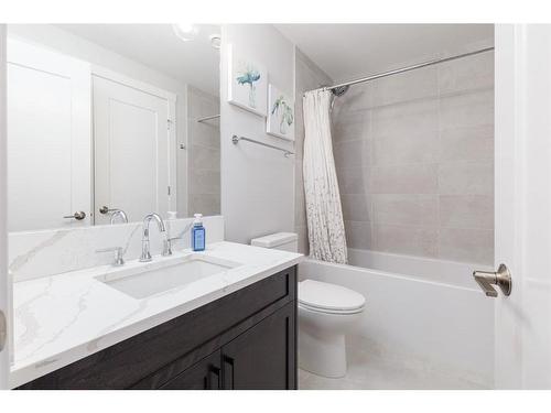 202-235 Lebel Crescent Nw, Calgary, AB - Indoor Photo Showing Bathroom