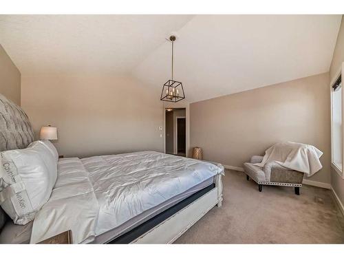 50 Aspen Hills Way Sw, Calgary, AB - Indoor Photo Showing Bedroom