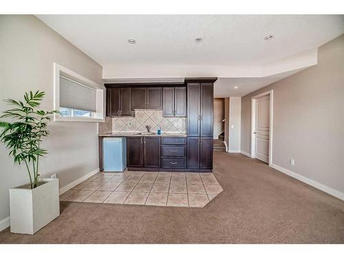 50 Aspen Hills Way Sw, Calgary, AB - Indoor Photo Showing Kitchen