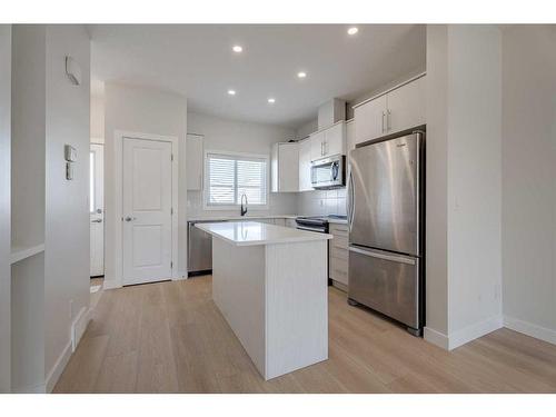 80 Cornerbrook Gate Ne, Calgary, AB - Indoor Photo Showing Kitchen