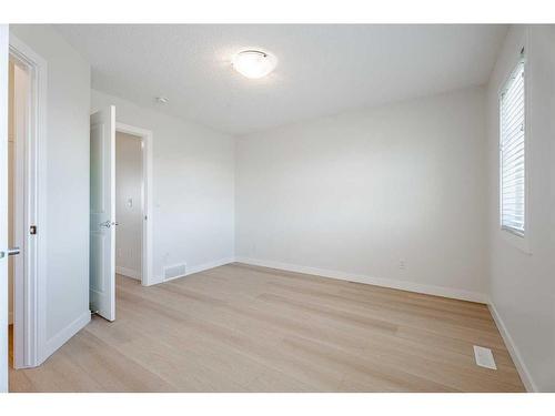 80 Cornerbrook Gate Ne, Calgary, AB - Indoor Photo Showing Other Room