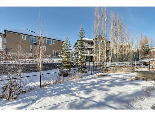 7 Aspen Stone Way Sw, Calgary, AB - Outdoor