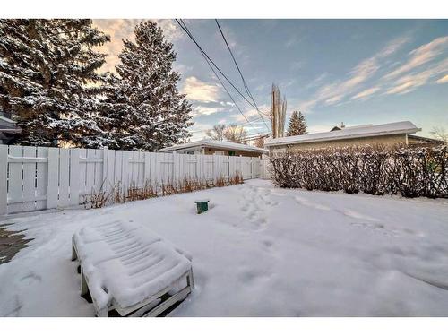 5215 19 Street Sw, Calgary, AB - Outdoor