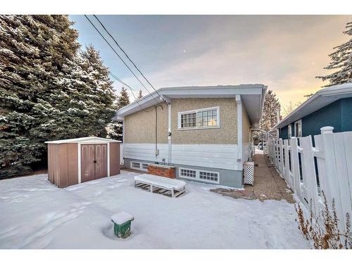 5215 19 Street Sw, Calgary, AB - Outdoor