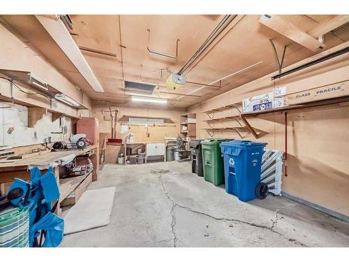 5215 19 Street Sw, Calgary, AB - Indoor Photo Showing Garage