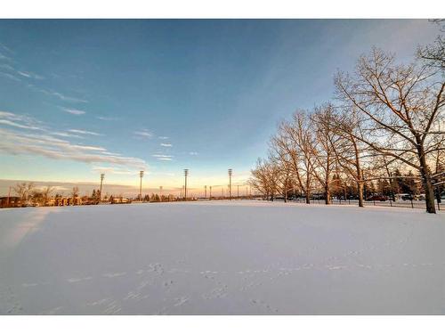 5215 19 Street Sw, Calgary, AB - Outdoor With View