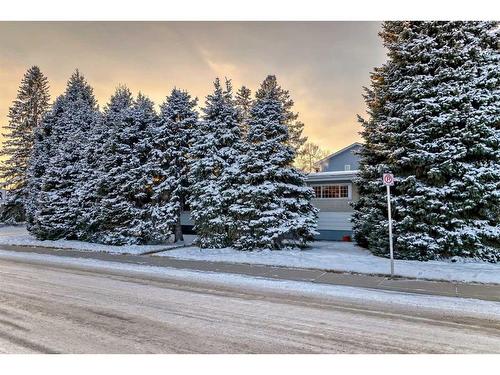 5215 19 Street Sw, Calgary, AB - Outdoor With View