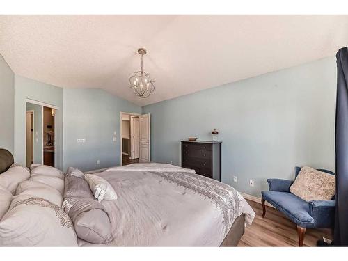 39 Wentworth Close Sw, Calgary, AB - Indoor Photo Showing Bedroom