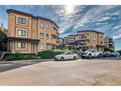 20-712 4 Street NE Calgary, AB T2E 3R5