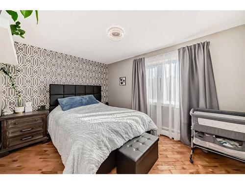 20-712 4 Street Ne, Calgary, AB - Indoor Photo Showing Bedroom