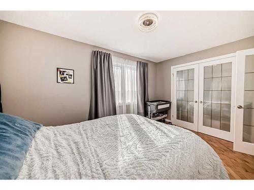 20-712 4 Street Ne, Calgary, AB - Indoor Photo Showing Bedroom