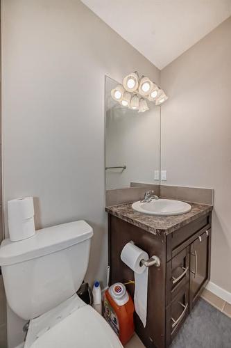 21 Panora Street Nw, Calgary, AB - Indoor Photo Showing Bathroom