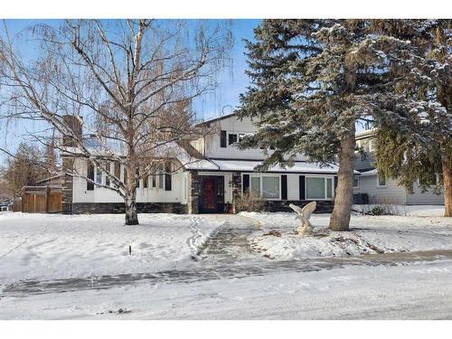 7 Maryland Place Sw, Calgary, AB - Outdoor With Facade