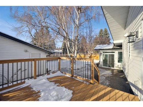 7 Maryland Place Sw, Calgary, AB - Outdoor With Deck Patio Veranda With Exterior